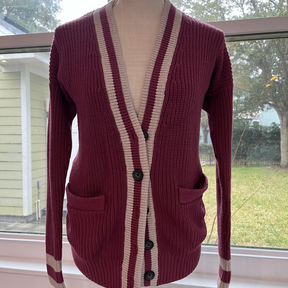NWOT Abercrombie & Fitch Maroon Cardigan
